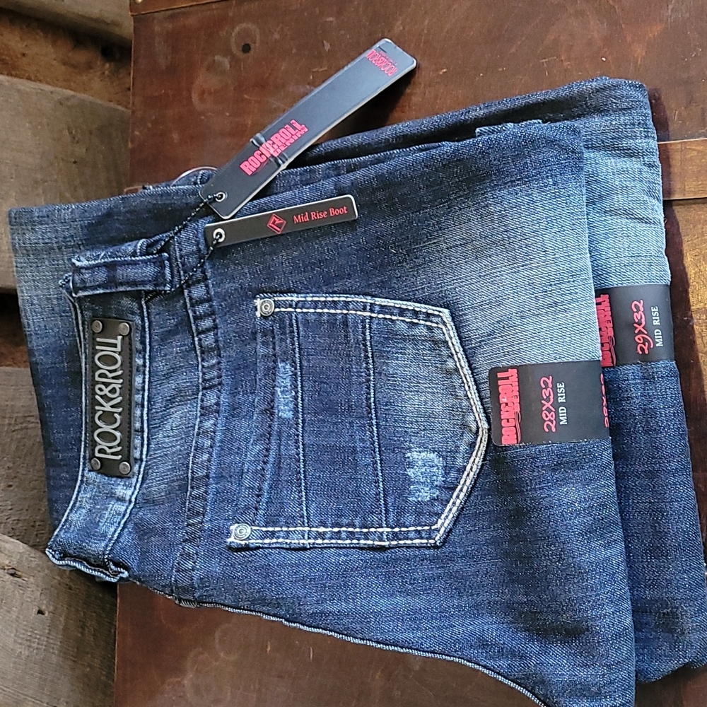 Brand new Rock N Roll mid rise boot cut